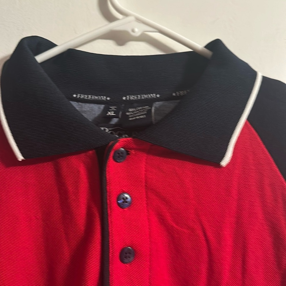 Freedom shirt men sz XL multicolor